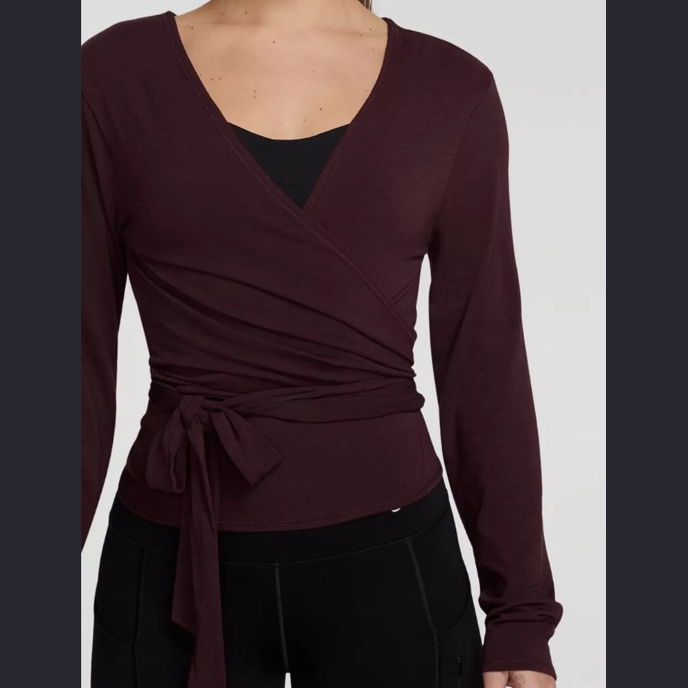 Nike Dri-FIT Wrap Top Burgundy Long Sleeve Tie Front Cropped NWT Size L - Picture 5 of 6